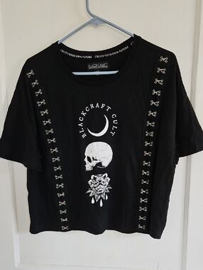 Blackcraft Cult Black Graphic Crop Tee